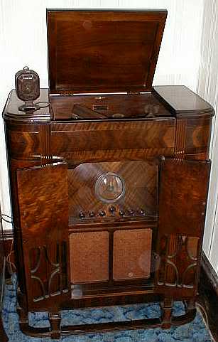 Antique radio and record player