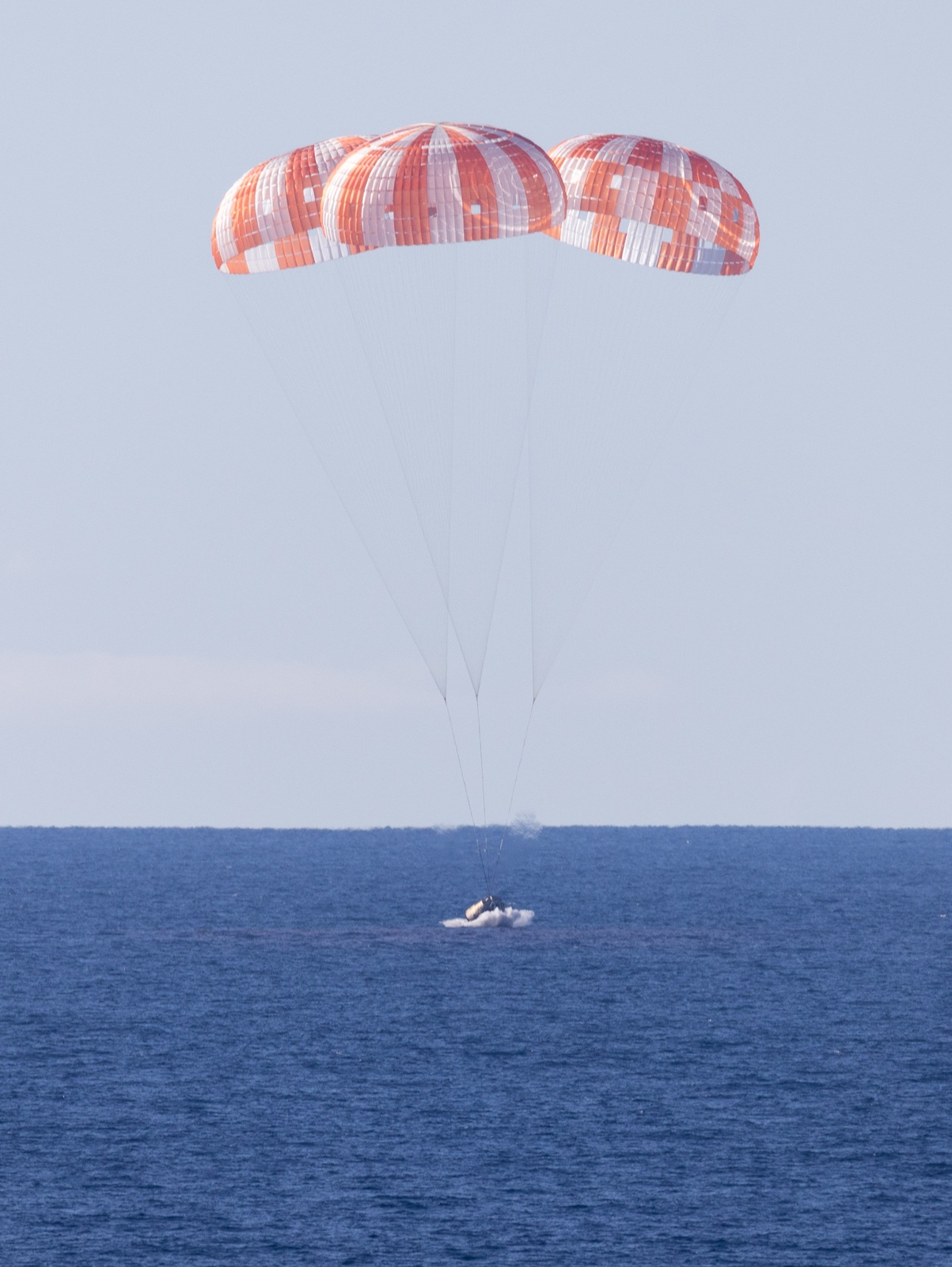 Integrity splashdown!